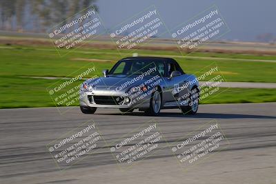 media/Jan-29-2023-Speed Ventures (Sun) [[795e55dca5]]/Yellow/Front Straight/